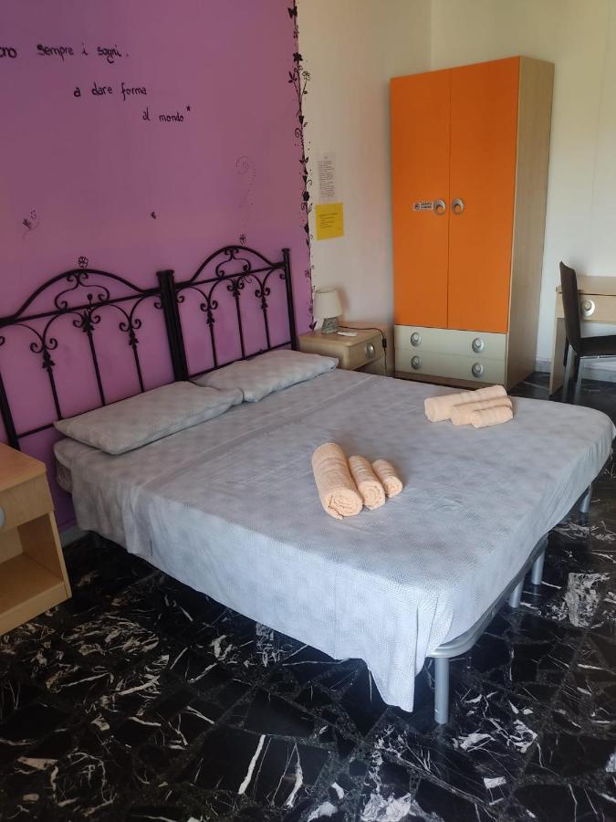 Bed and Breakfast Il Girasole Кротоне Екстер'єр фото